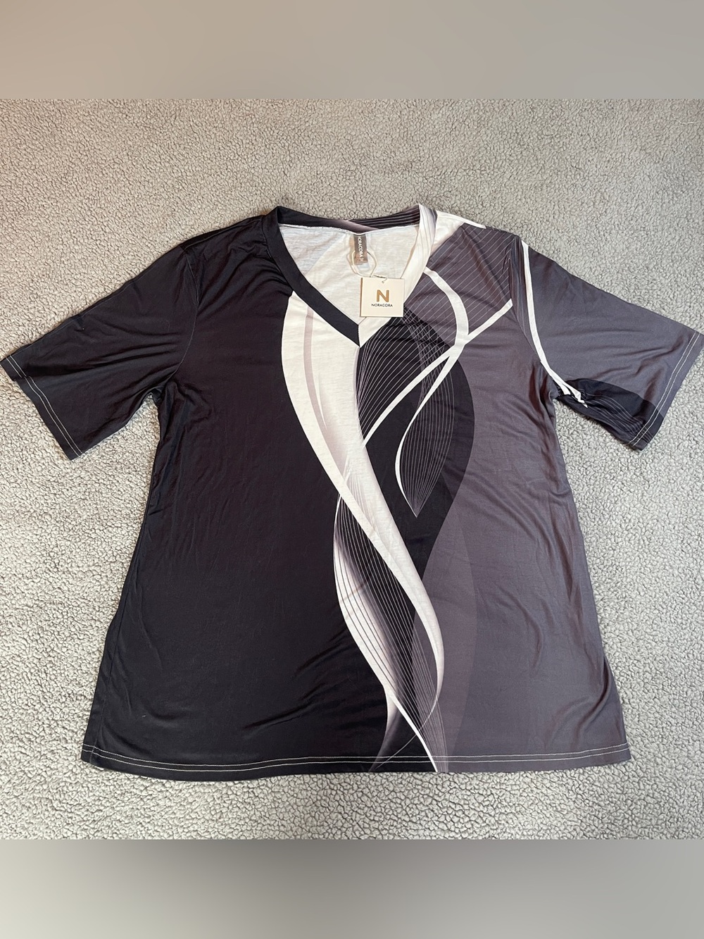 Noracora black and white dress with a unique design size 2XL #dress #unique 7